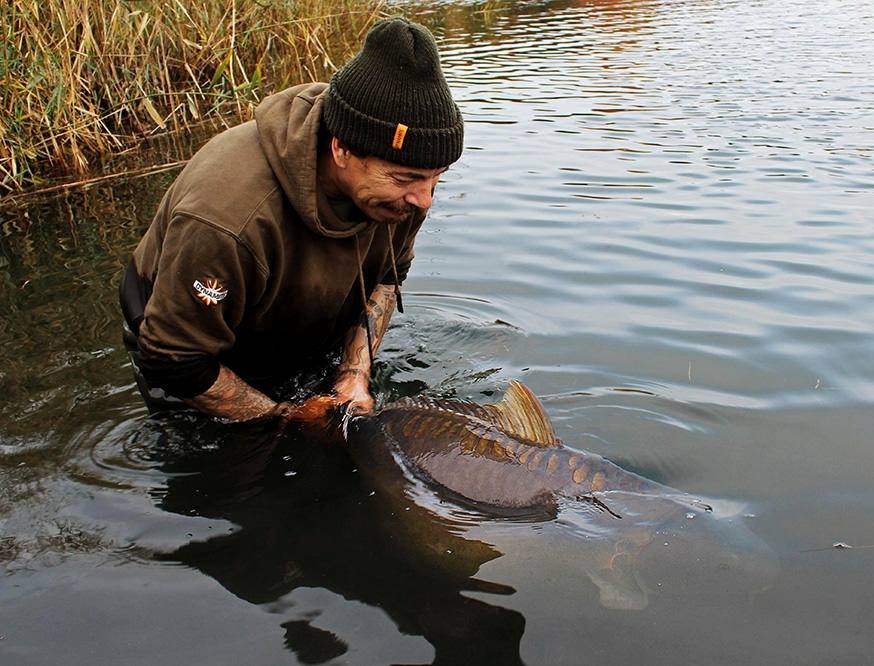 Dynamite Chunky Knit Woolly Hat Olive Green